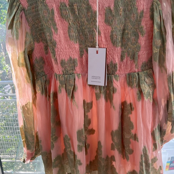 NWT, HEMANT & NANDITA, Allura dress in peach - Picture 7 of 7